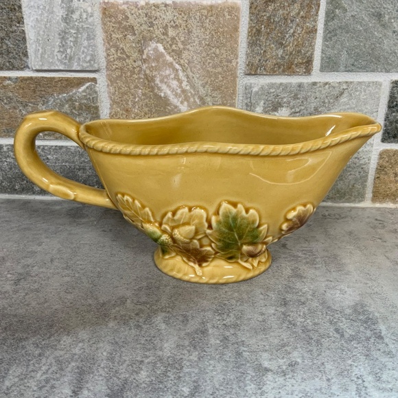 Bordallo Pinheiro Golden Acorn Gravy Boat - Picture 2 of 5